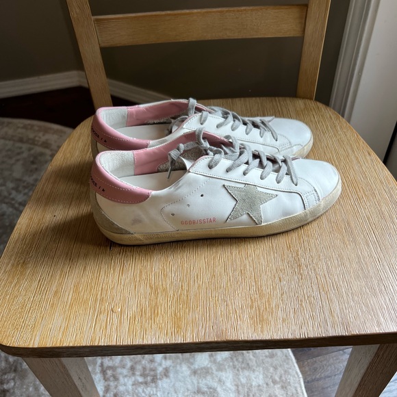 Golden Goose Super-Star Sneakers in Light Pink - Picture 2 of 7